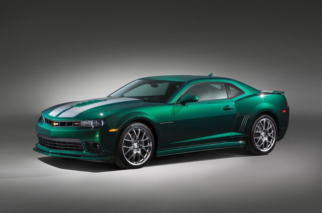 chevrolet camaro ss special edition 2  Độc đáo mẫu xe Chevrolet Camaro màu xanh lục đẹp mắt